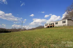 36 Whisper Mountain Rd, Hendersonville, NC 28792 - Photo 2
