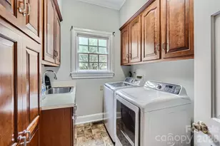 2560 Morrocroft Ln, Charlotte, NC 28211 - Photo 44