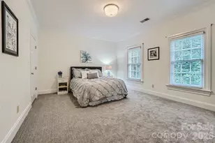 2560 Morrocroft Ln, Charlotte, NC 28211 - Photo 32
