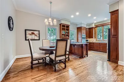 2560 Morrocroft Lane, Charlotte, NC 28211 - Photo 18