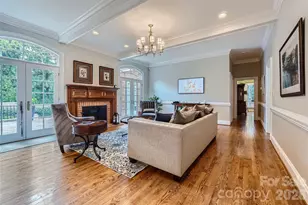 2560 Morrocroft Ln, Charlotte, NC 28211 - Photo 6