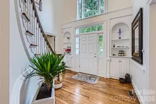 2560 Morrocroft Ln, Charlotte, NC 28211 - Photo 4