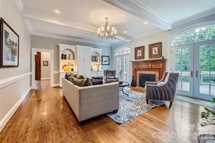 2560 Morrocroft Ln, Charlotte, NC 28211 - Photo 6