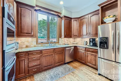 2560 Morrocroft Lane, Charlotte, NC 28211 - Photo 16