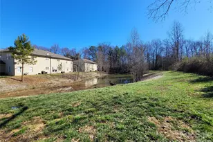 6525 Quarterbridge Ln, Charlotte, NC 28262 - Photo 16