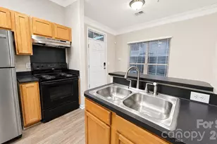 6525 Quarterbridge Ln, Charlotte, NC 28262 - Photo 2