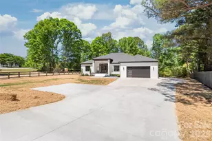1220 Cuthbertson Rd, Waxhaw, NC 28173 - Photo 4