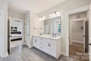 1002 Parkes St, Matthews, NC 28105 - Photo 32