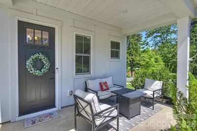 1002 Parkes Street, Matthews, NC 28105 - Photo 2