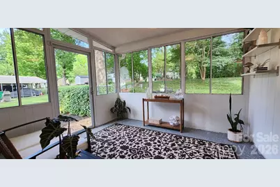 7022 Ludwig Drive, Charlotte, NC 28215 - Photo 12