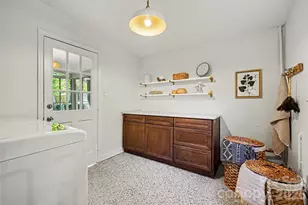 7022 Ludwig Dr, Charlotte, NC 28215 - Photo 14