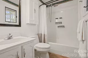 100 Greenbriar Ave, Flat Rock, NC 28731 - Photo 24