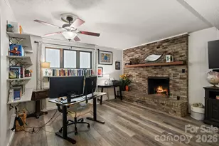 100 Greenbriar Ave, Flat Rock, NC 28731 - Photo 26