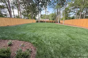 1024 Jefferson Dr, Charlotte, NC 28270 - Photo 10