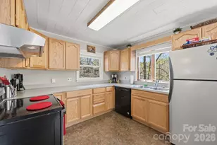 806 Dogwood Dr, Boone, NC 28607 - Photo 24