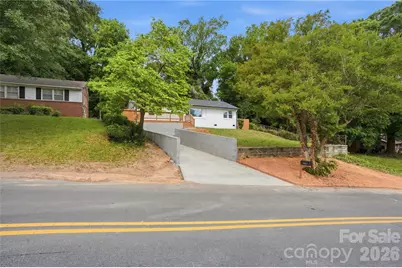 921 Green Circle Drive, Gastonia, NC 28054 - Photo 32