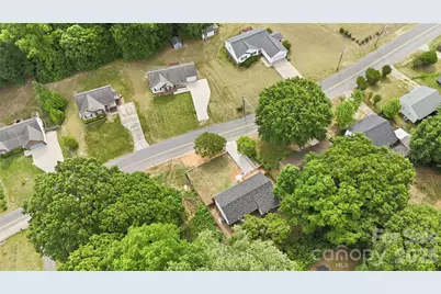 921 Green Circle Drive, Gastonia, NC 28054 - Photo 24
