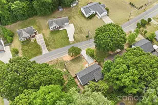 921 Green Cir Dr, Gastonia, NC 28054 - Photo 24