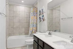 10158 Paper Birch Dr, Charlotte, NC 28215 - Photo 32