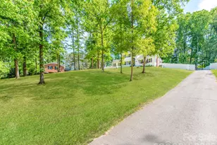 120 Sunset Dr, Chester, SC 29706 - Photo 2