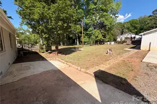 1815 Weststone Dr, Charlotte, NC 28208 - Photo 16