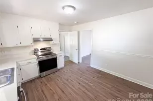 1815 Weststone Dr, Charlotte, NC 28208 - Photo 6