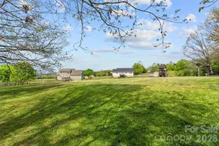 120 Lillie Ln, Marshall, NC 28753 - Photo 32