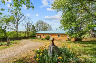 120 Lillie Ln, Marshall, NC 28753 - Photo 2