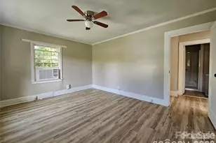 930 S Miller St, Gastonia, NC 28052 - Photo 4
