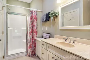 301 Gateway Dr, Hendersonville, NC 28739 - Photo 22