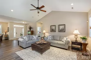 31 Black Iron Ln, Hendersonville, NC 28792 - Photo 8