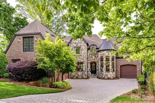 5915 Vidal Ln, Charlotte, NC 28226 - Photo 2
