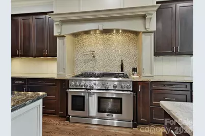 5915 Vidal Lane, Charlotte, NC 28226 - Photo 10