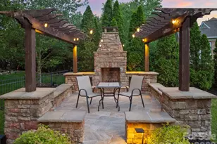 11729 Avaly Ln, Charlotte, NC 28277 - Photo 6