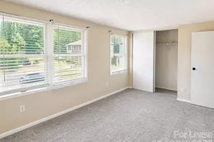 9456 Lexington Cir, Charlotte, NC 28213 - Photo 8