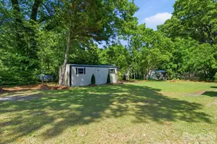 419 Knox St, Clover, SC 29710 - Photo 40