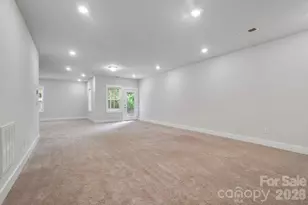 456 Jones Peak Dr, Simpsonville, SC 29681 - Photo 16