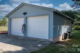 65 Pinewood Rd, Granite Falls, NC 28630 - Photo 36