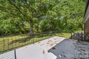 502 E Geroid St, Salisbury, NC 28144 - Photo 26