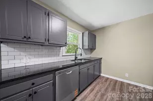 502 E Geroid St, Salisbury, NC 28144 - Photo 8