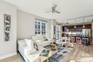 333 W Trade St, Charlotte, NC 28202 - Photo 10