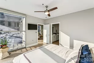 333 W Trade St, Charlotte, NC 28202 - Photo 18
