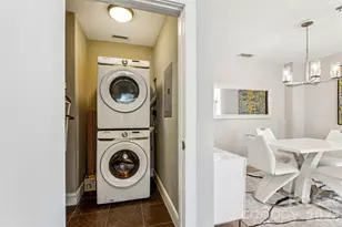 333 W Trade St, Charlotte, NC 28202 - Photo 24