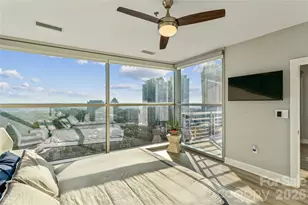 333 W Trade St, Charlotte, NC 28202 - Photo 16