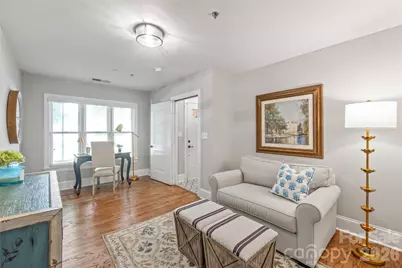100 N Laurel Avenue #102, Charlotte, NC 28207 - Photo 4