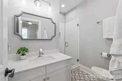 100 N Laurel Avenue #102, Charlotte, NC 28207 - Photo 20