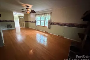 1044 Meadowbrook Ln, Newton, NC 28658 - Photo 4