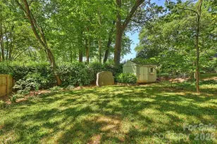 2215 ShadyView Dr, Charlotte, NC 28210 - Photo 36