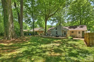2215 ShadyView Dr, Charlotte, NC 28210 - Photo 38