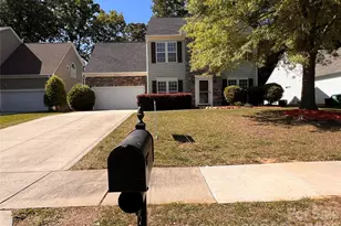 7709 Greylock Ridge Rd, Matthews, NC 28105 - Photo 2